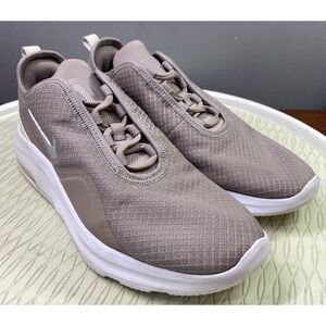 Nike Air Max Motion 2 Women's Sneakers Beige Athletic Shoes Stretch Sz. 8